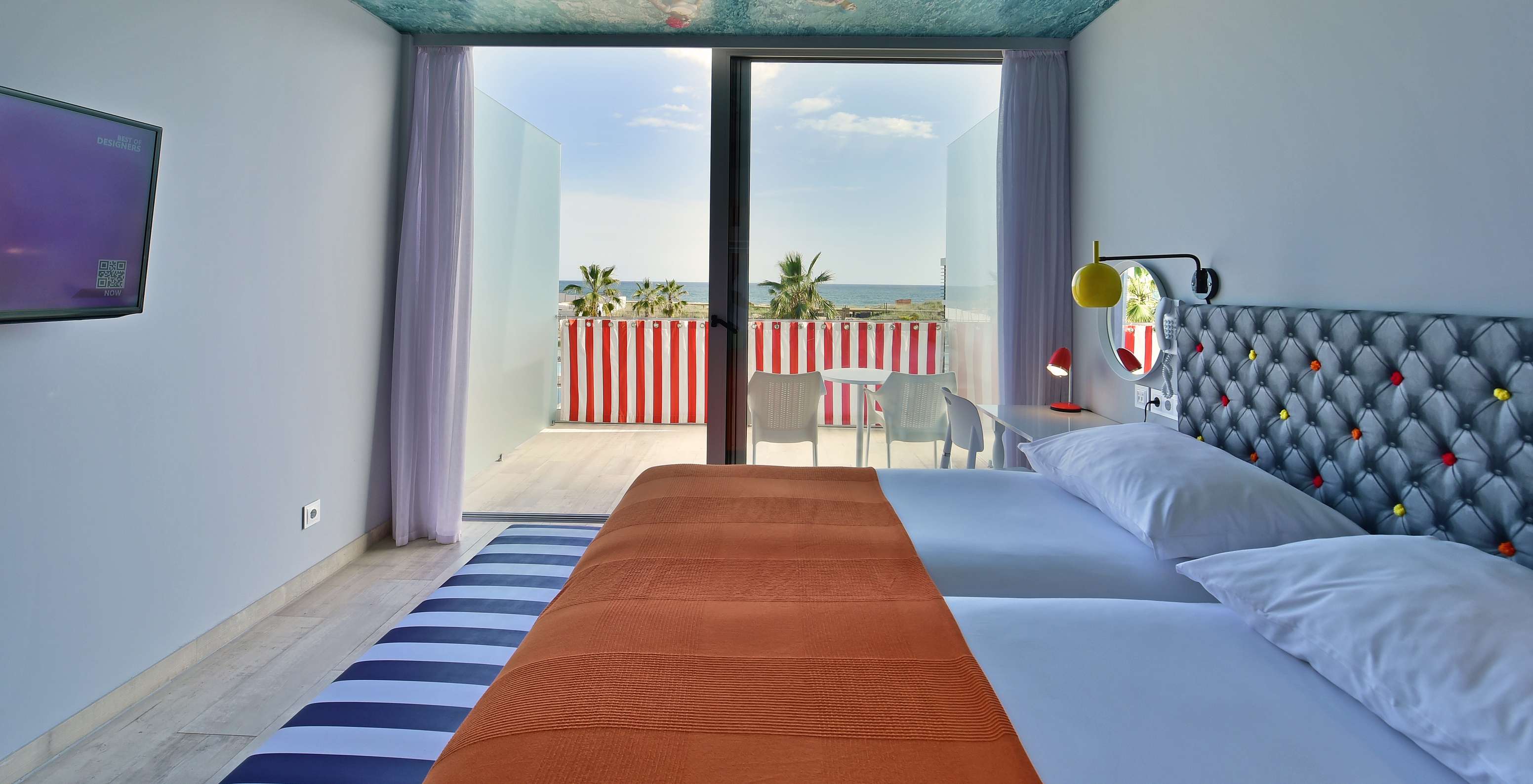 The Suite Duplex Sea View of Pestana Alvor South Beach has a balcony next to the bed with sea view
