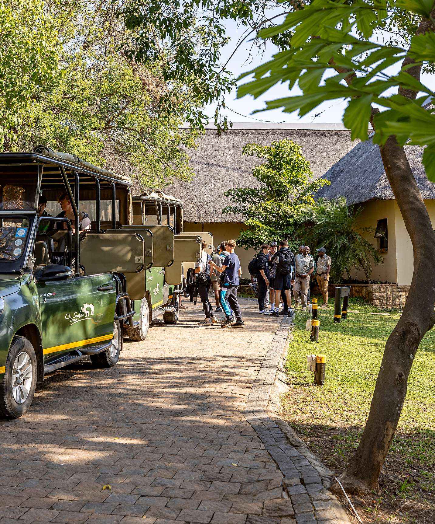 Safari tours to see animals at Pestana Kruger Lodge, hotel with pool near Kruger Park