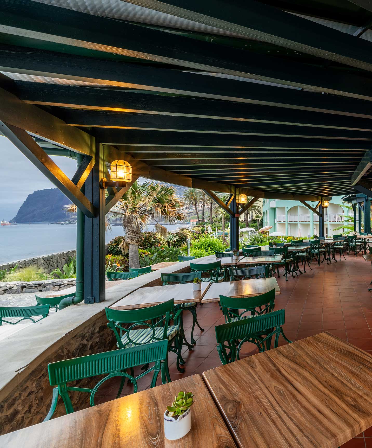 The Pestana Ocean Bay All Inclusive is an Oceanfront All-Inclusive Hotel with a restaurant on the terrace