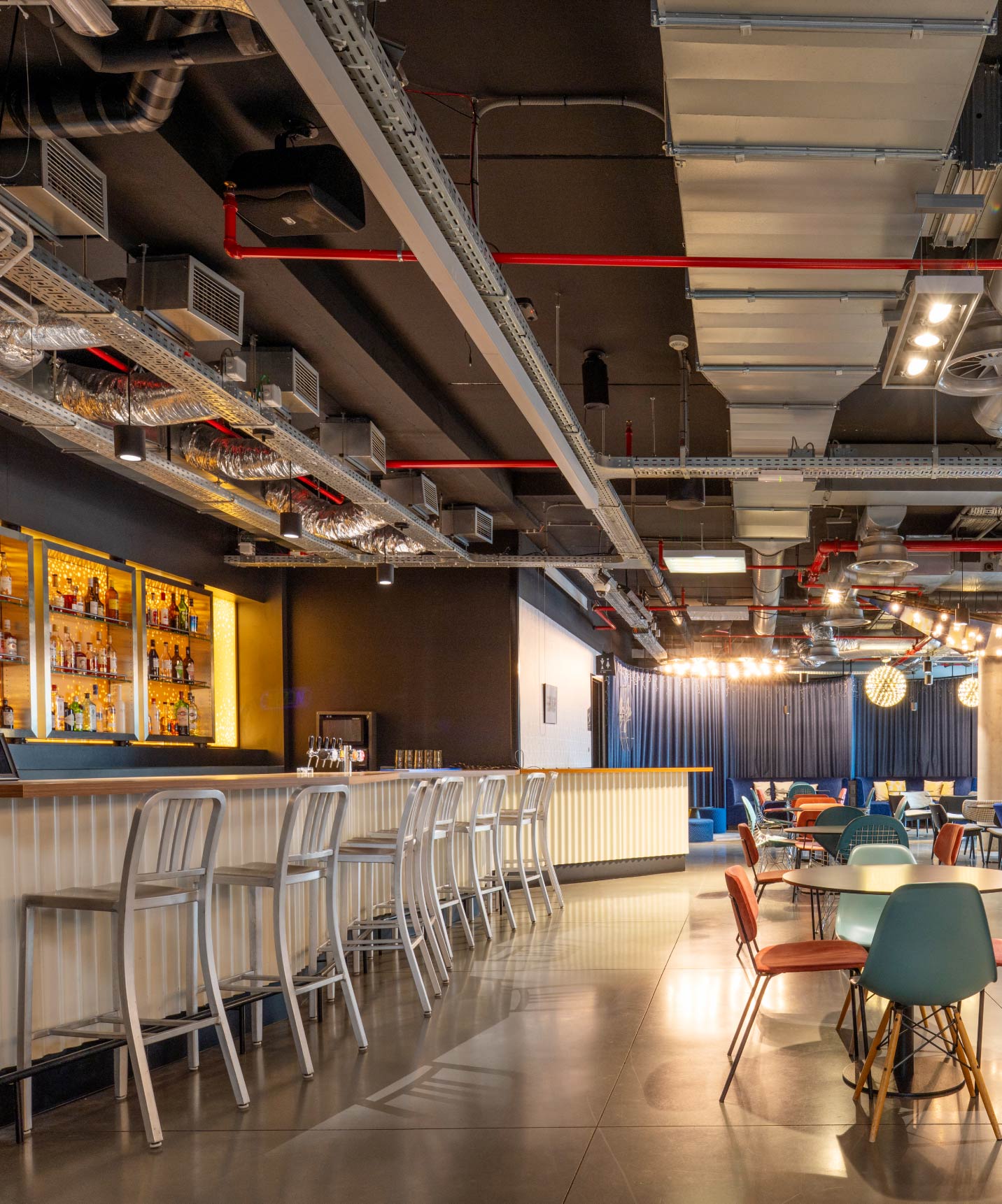 Espace bar au Pestana Brussels Schuman, hôtel à Bruxelles près du Parlement européen