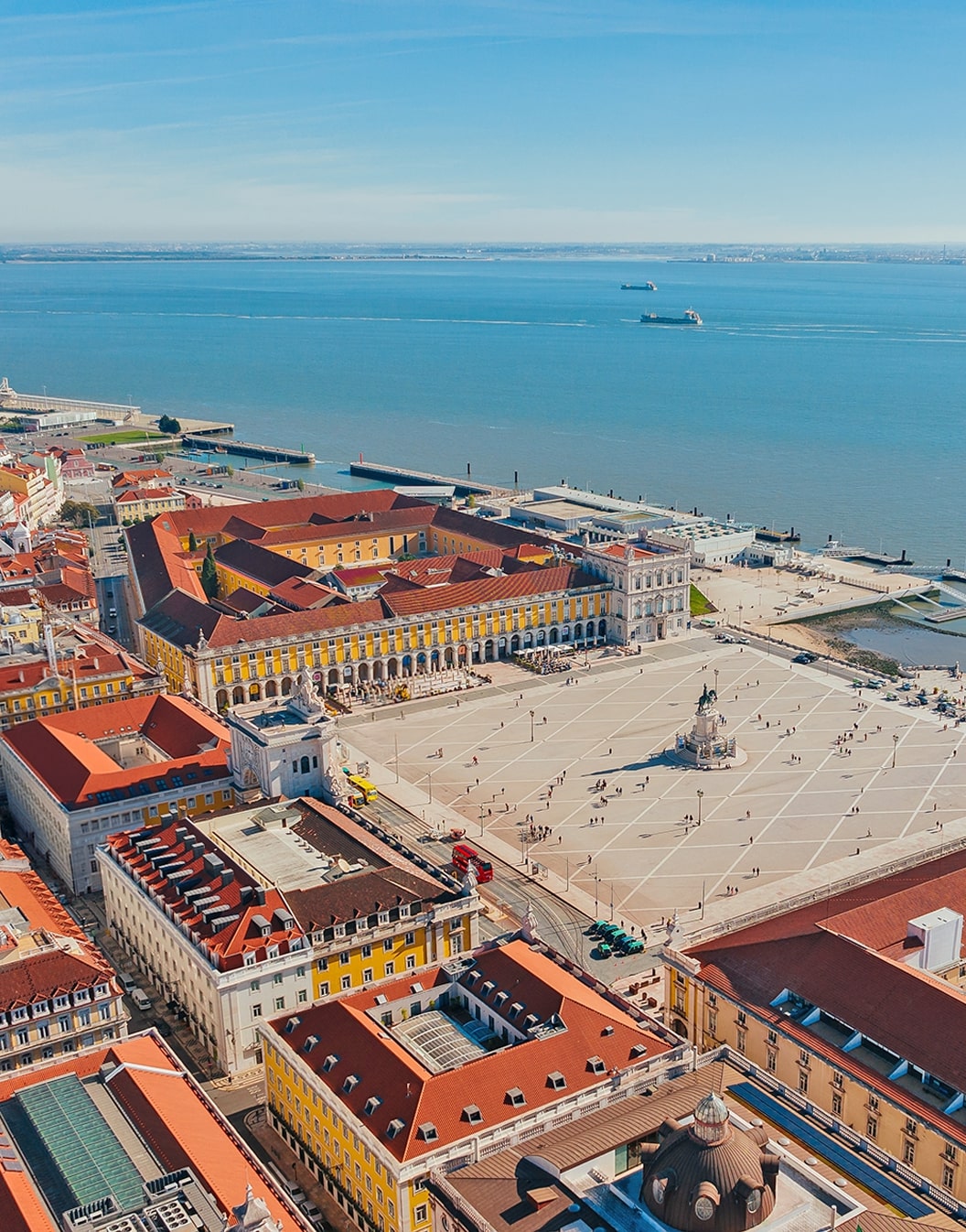 Vue aérienne de la Pousada Lisboa Praça do Comércio, un Hôtel Historique dans le Centre de Lisbonne