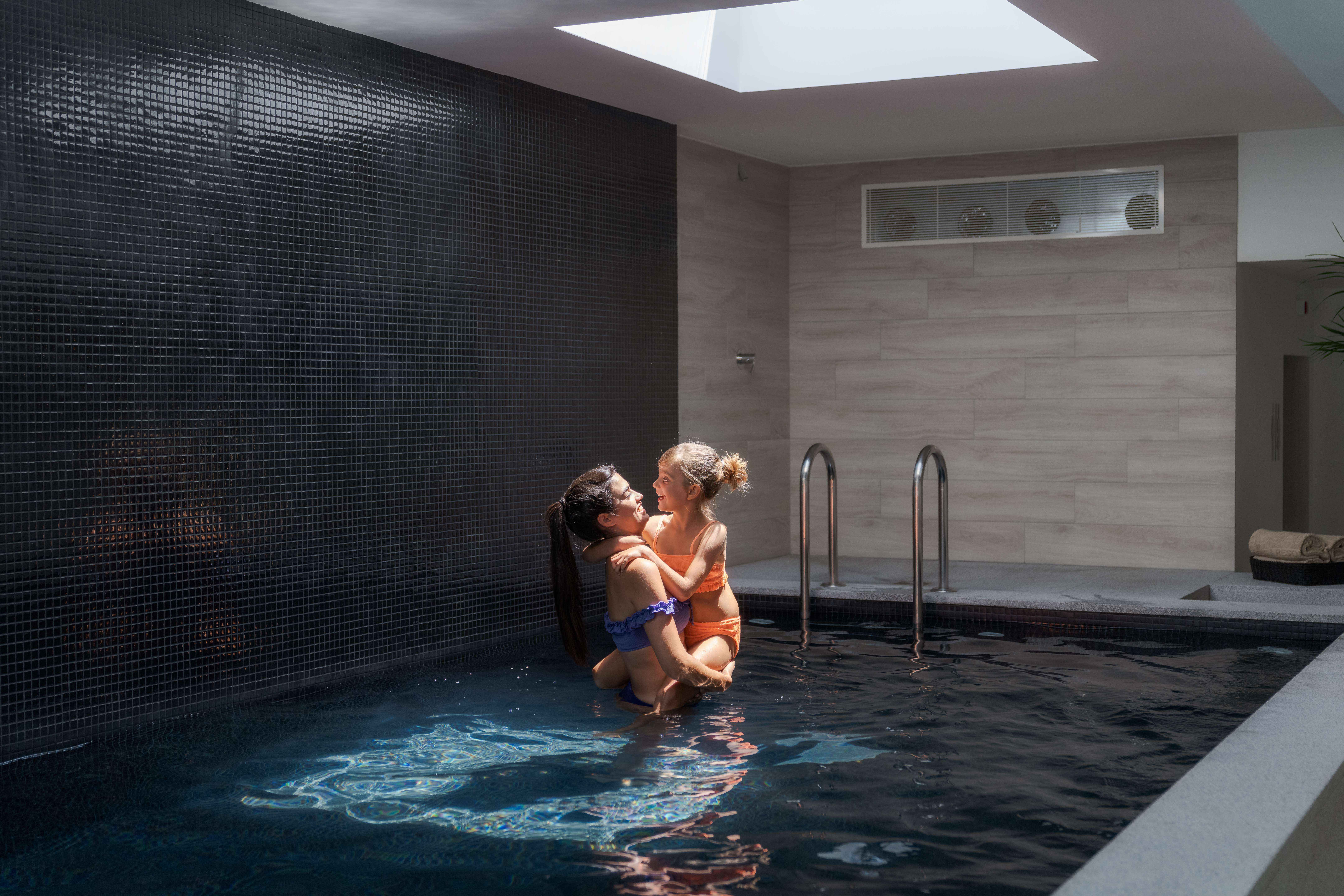 Le Pestana Douro, hôtel avec piscine, a une piscine intérieure avec lumière naturelle