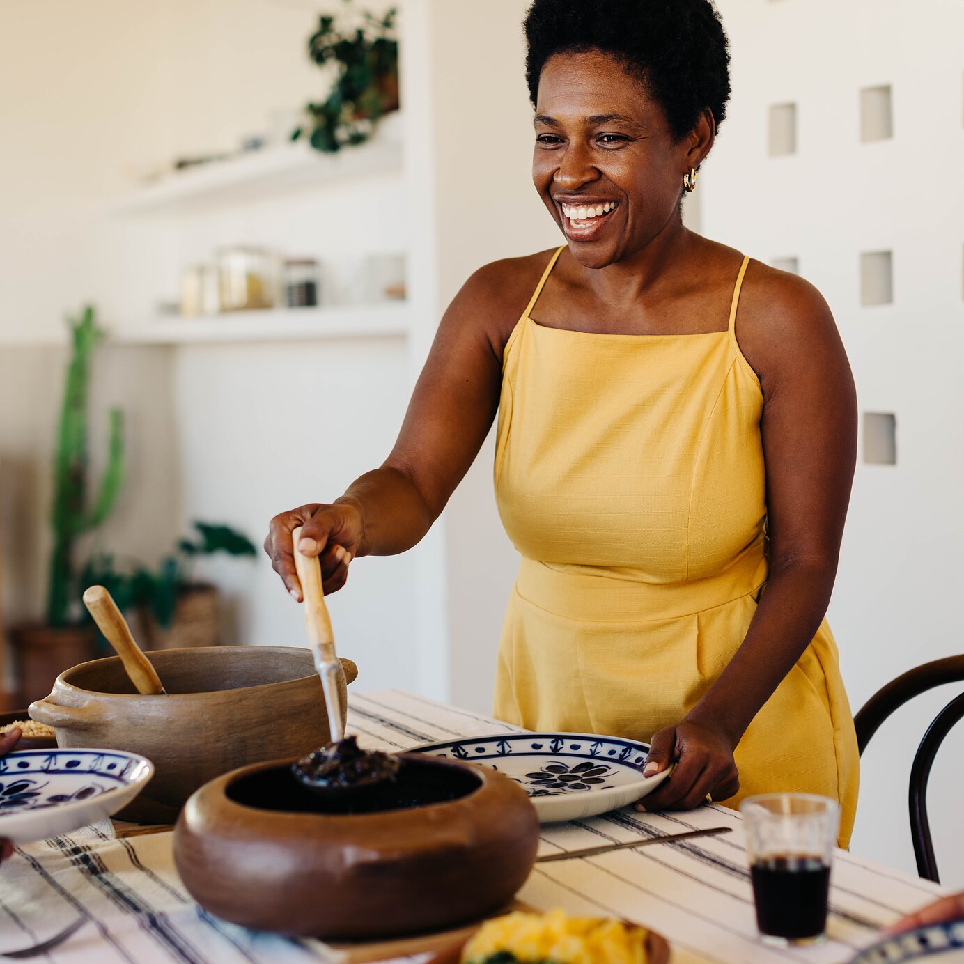 Fique num hotel Pestana e experimente a gastronomia típica do Brazil, como a picanha acompanhada de feijão preto 