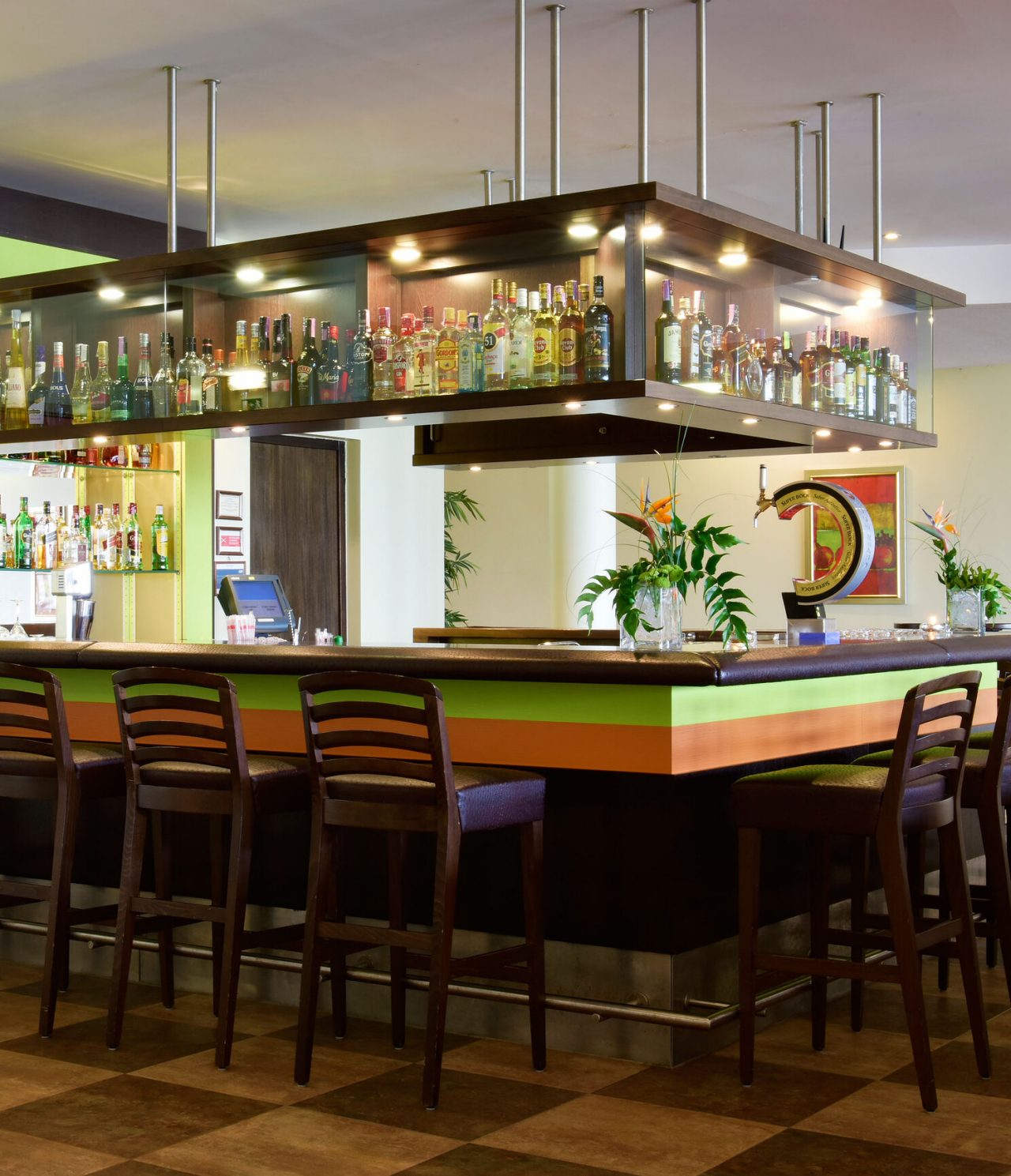 The Tapas Bar, at the 4-Star Hotel in Porches, serves tapas and has a bar with alcoholic bottles on display