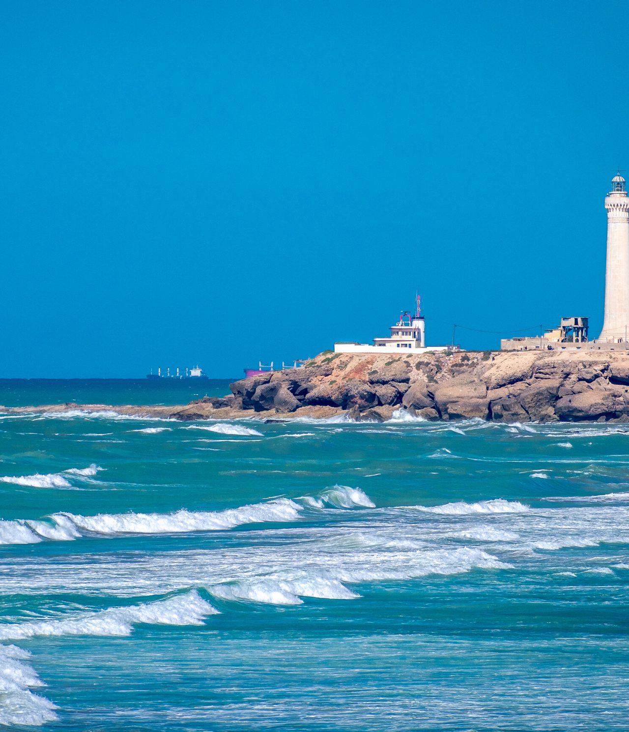 La mer, un élément important dans la ville de Casablanca, permettant une grande proximité à la plage