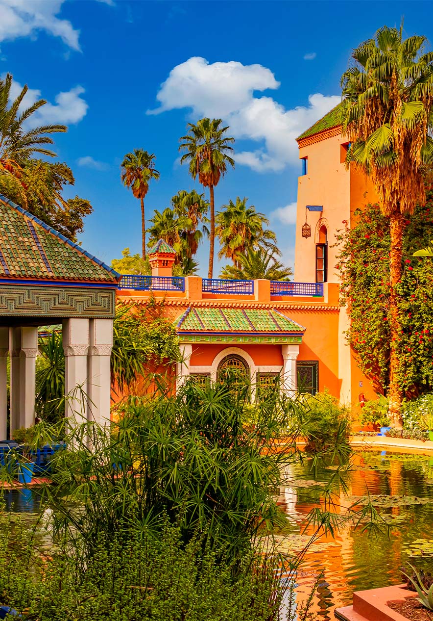 Jardin Majorelle, créé par le Français Jacques Majorelle, est un oasis de tranquillité et de beauté en bleu majorelle