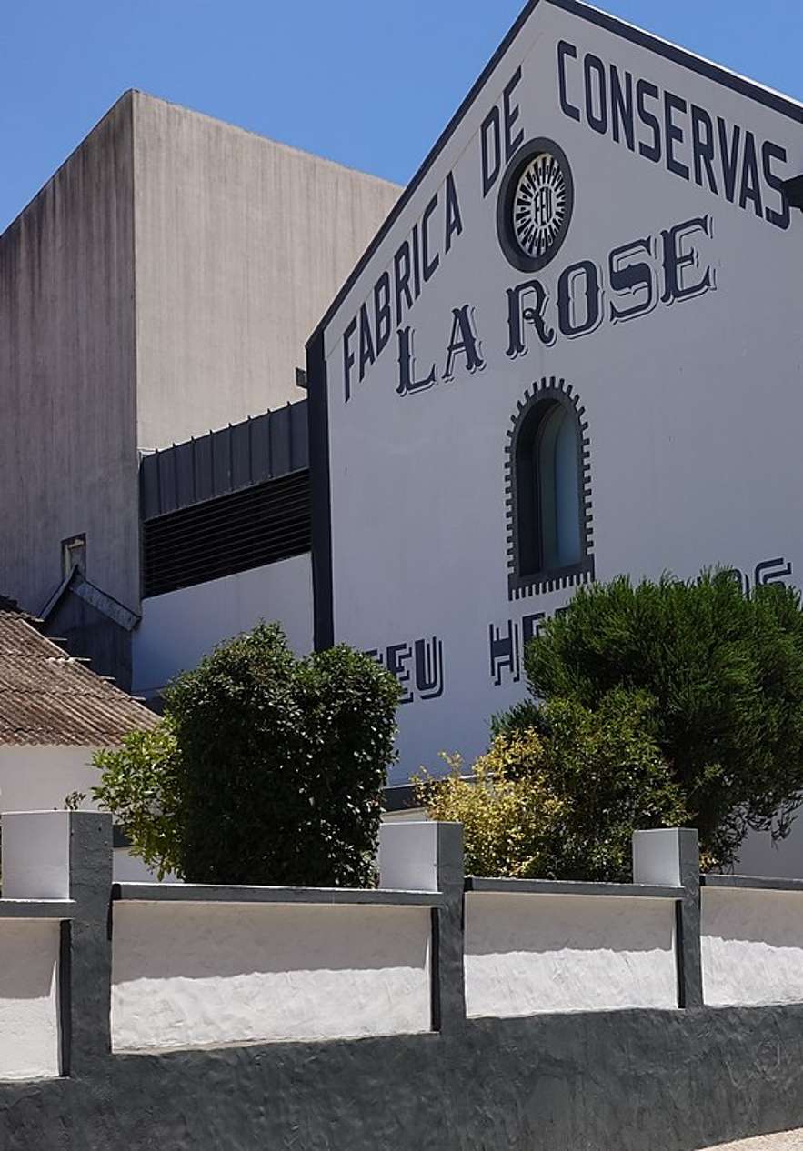Extérieur du Musée de Portimão, situé dans une ancienne conserverie