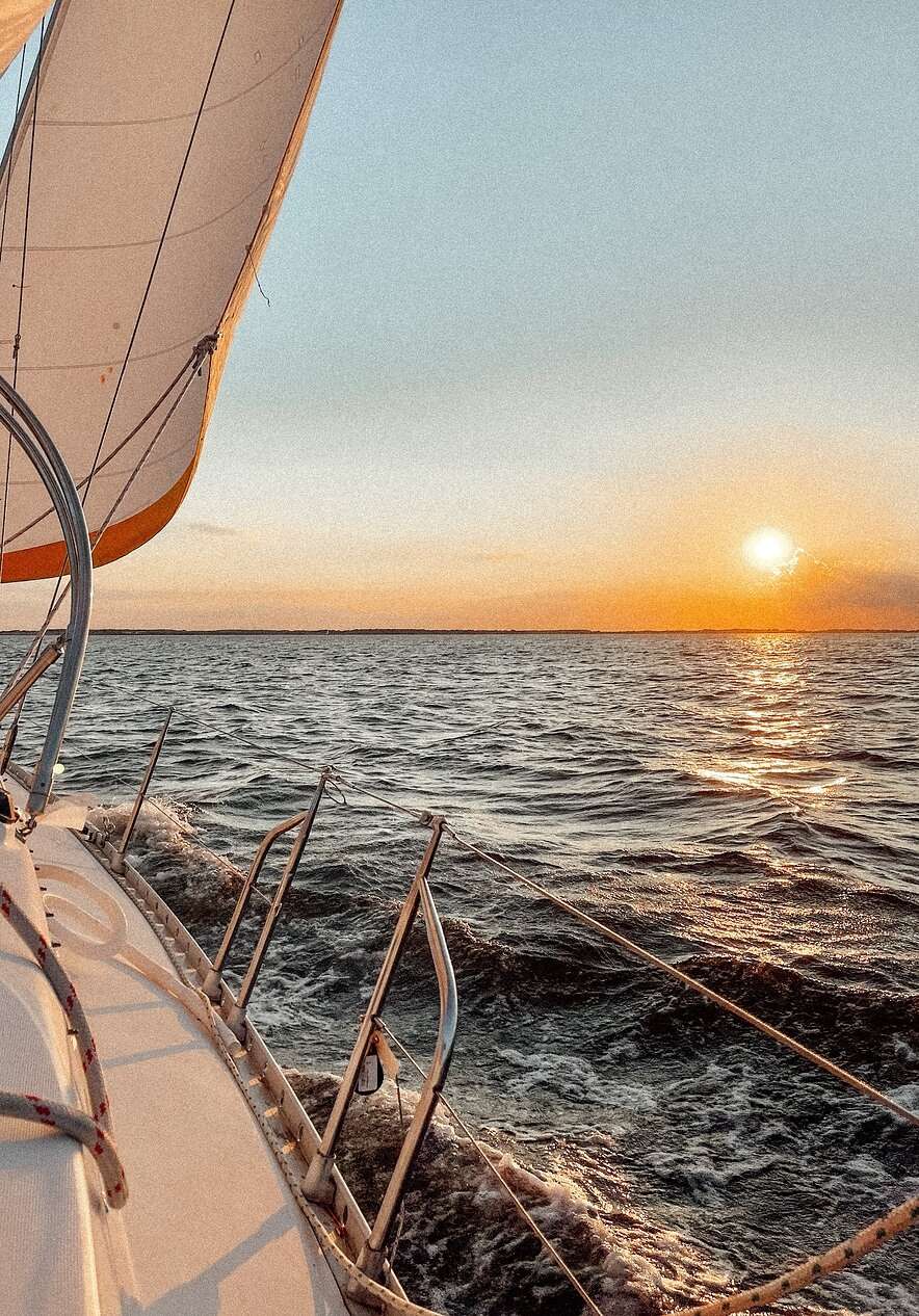 Profitez d'une sortie en voilier dans l'océan Atlantique, puis détendez-vous au Pestana Fisherman Village