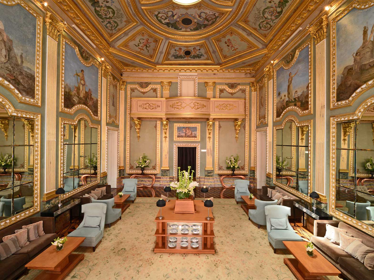 Salle historique d'un Palais à Lisbonne, restaurée du XIXe siècle, dans un hôtel de la marque Pestana Collection au Portugal