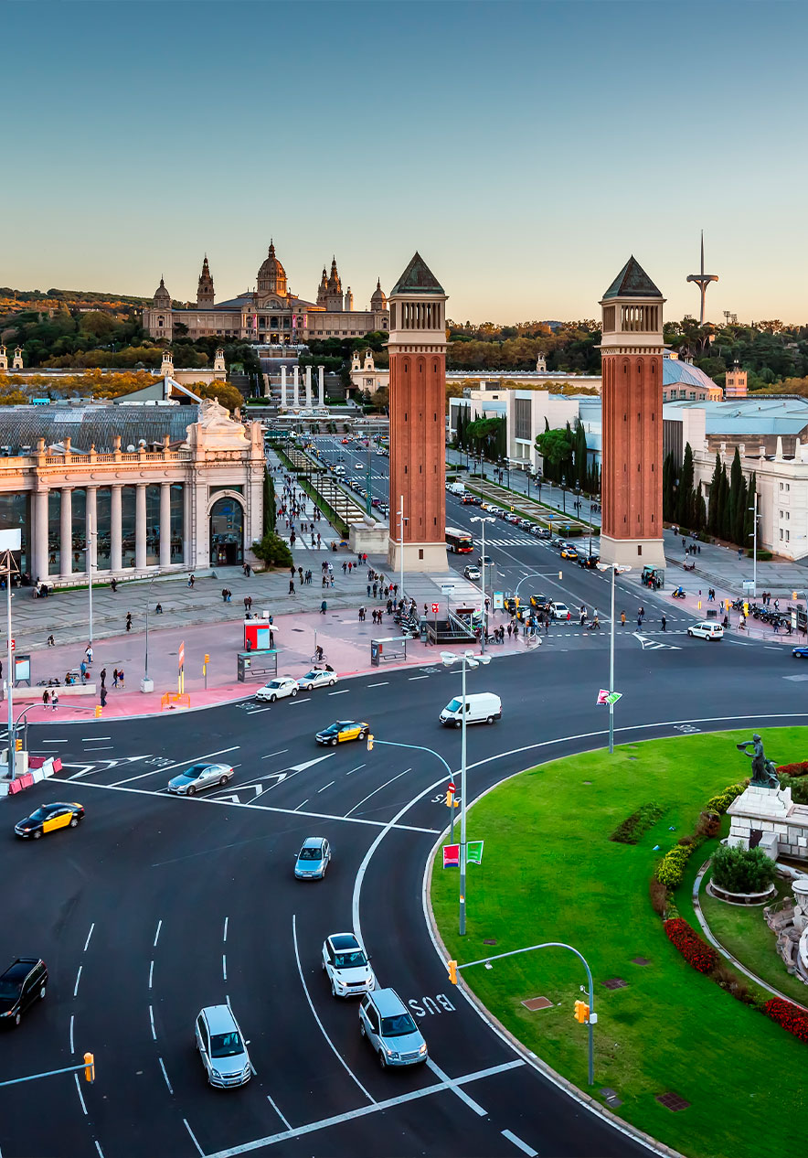 Plaza de España in Barcelona is a wide space with majestic fountains and impressive architecture